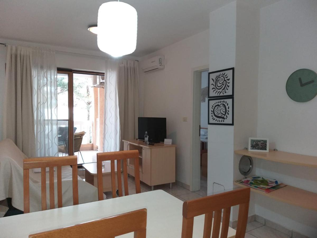 Apartment Katerina Medulin Exterior photo