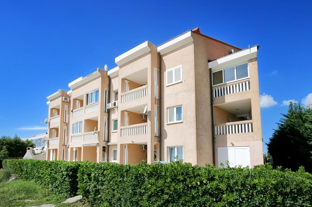 Apartment Katerina Medulin Exterior photo